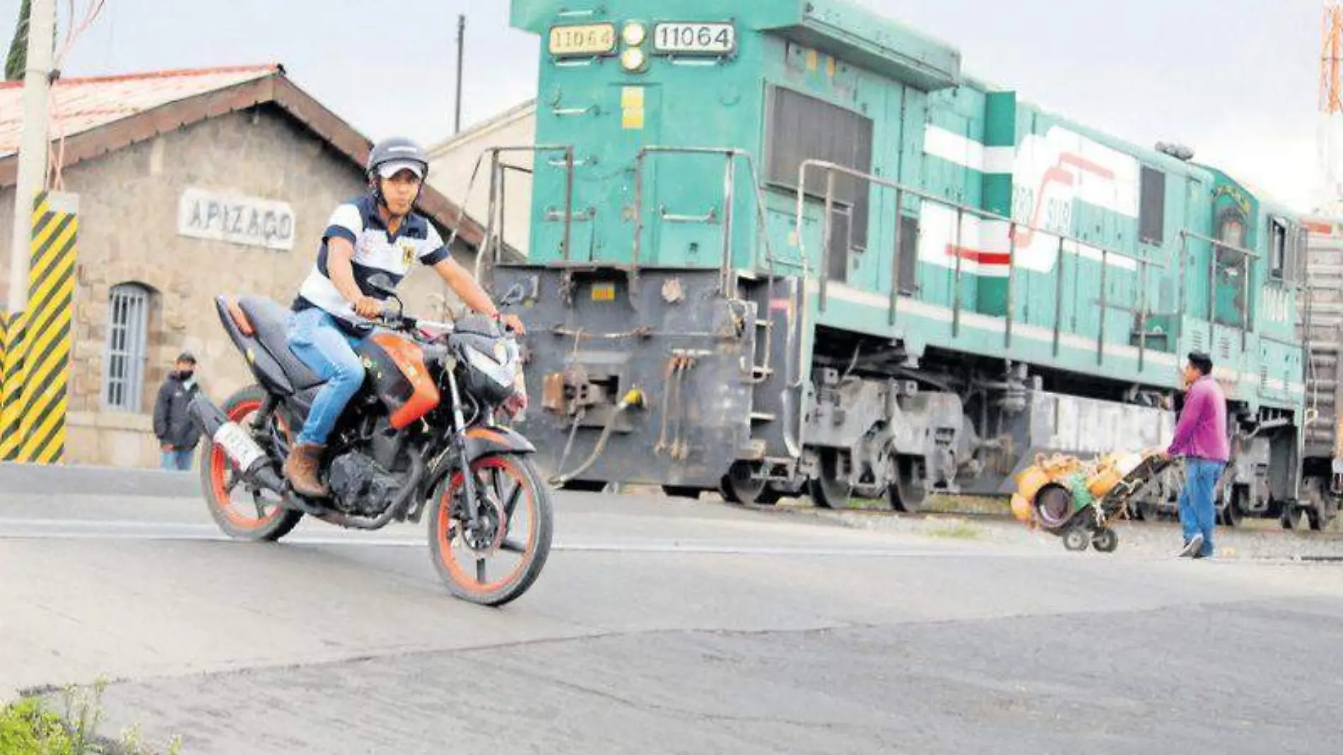 Tren, migrantes, ferrocarril